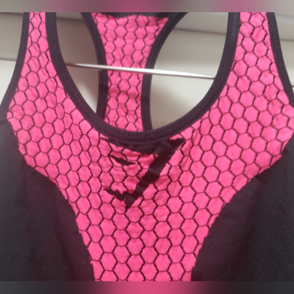 Gymshark Hex Sports Bra - Picture 2 of 2